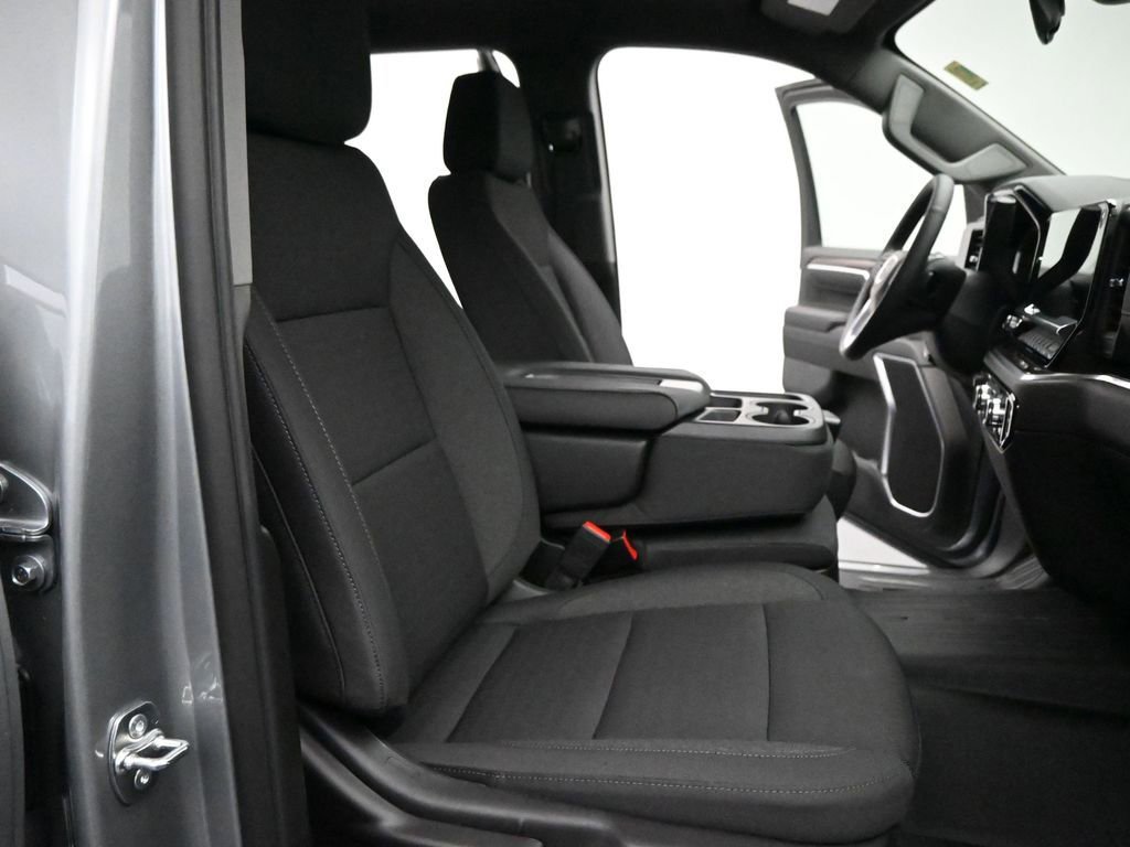 New 2026 GMC Sierra 1500 SLE image 25