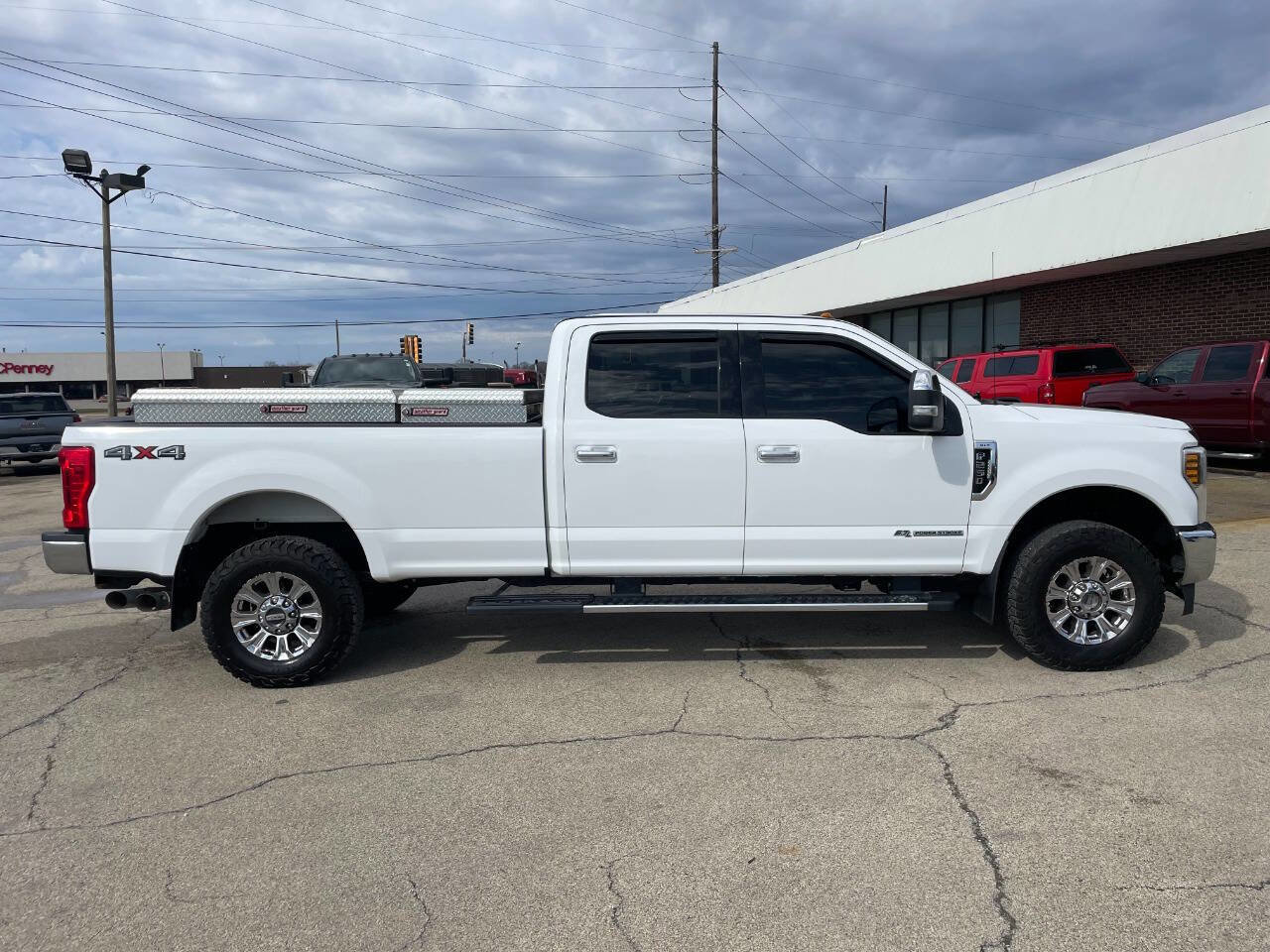 Used 2019 Ford F250 XLT w/ XLT Premium Package image 7