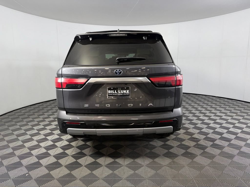 Used 2024 Toyota Sequoia Capstone AWD/4WD image 9