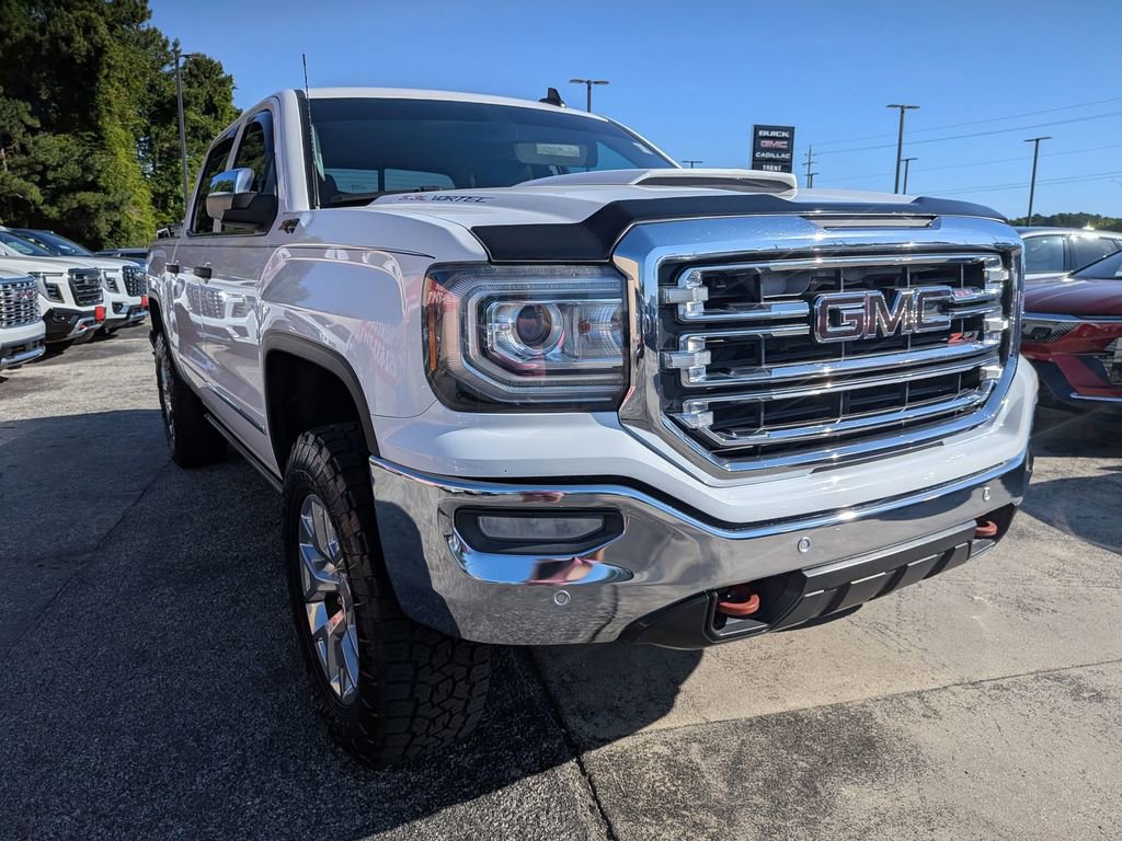 Used 2017 GMC Sierra 1500 SLT w/ SLT Preferred Package AWD/4WD image 5