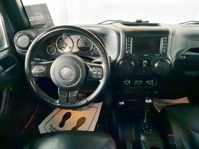 Used 2018 Jeep Wrangler Unlimited Rubicon w/ Connectivity Group AWD/4WD image 21