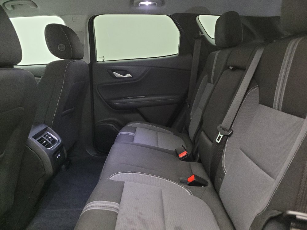 Used 2024 Chevrolet Blazer LT w/ Convenience Package FWD image 18