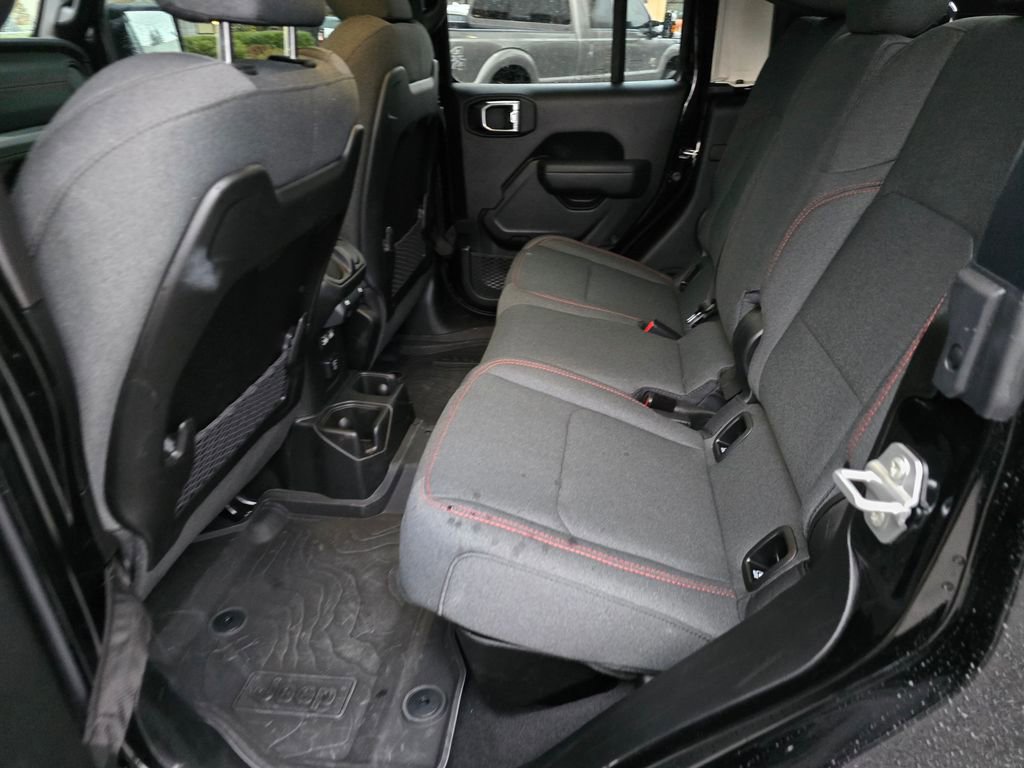 Used 2025 Jeep Gladiator Rubicon image 17