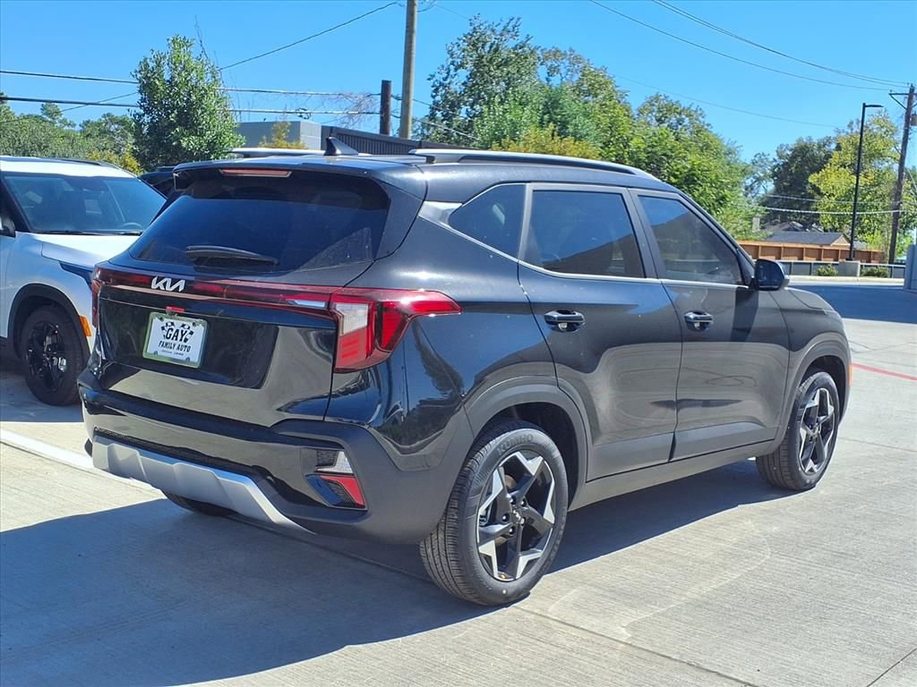 New 2026 Kia Seltos S image 2