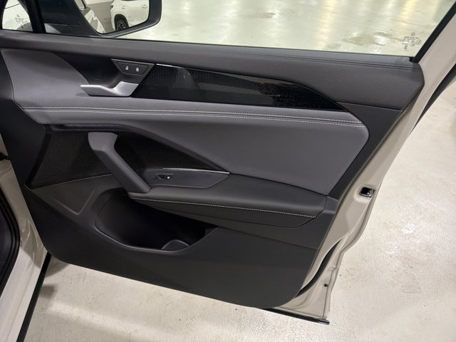 New 2026 Volkswagen Tiguan SE R-Line AWD/4WD image 39