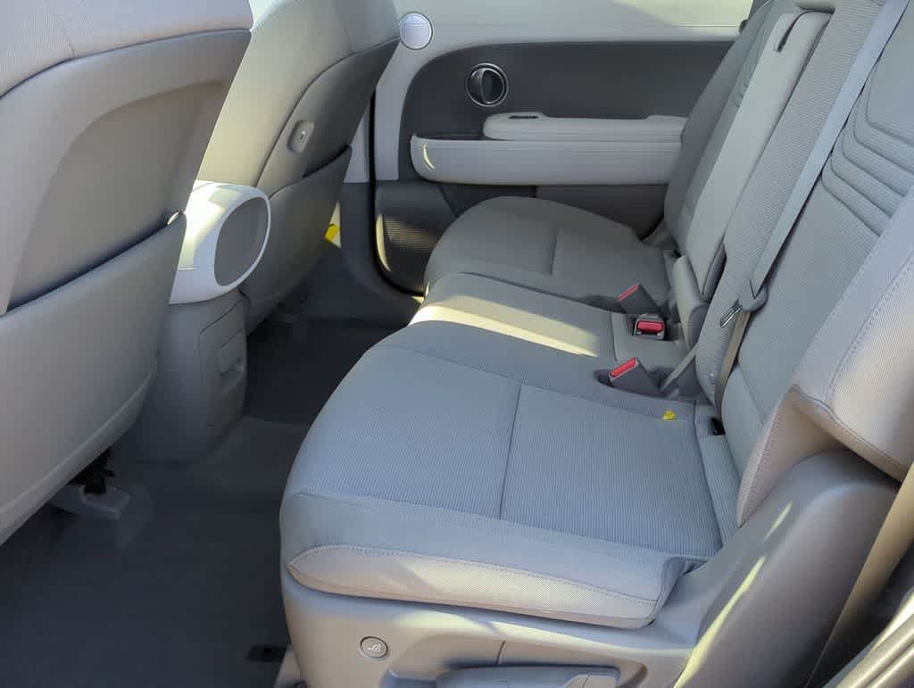 New 2026 Hyundai Palisade SE FWD image 19