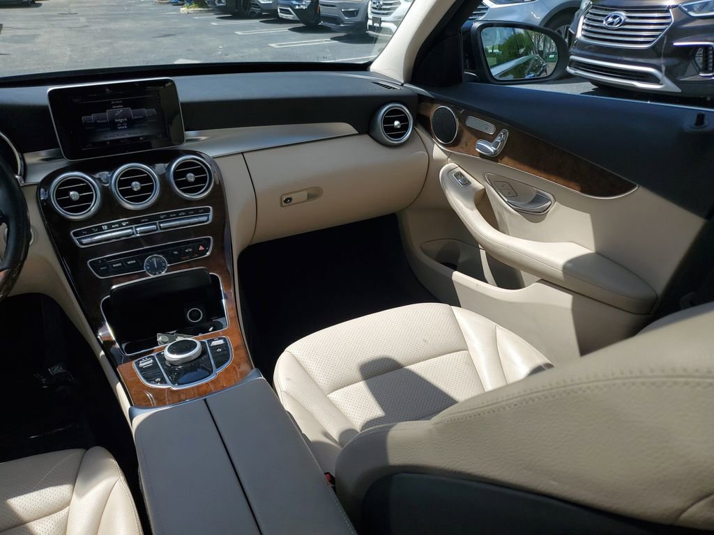 Used 2018 Mercedes-Benz C 300 Sedan w/ Premium Package image 16
