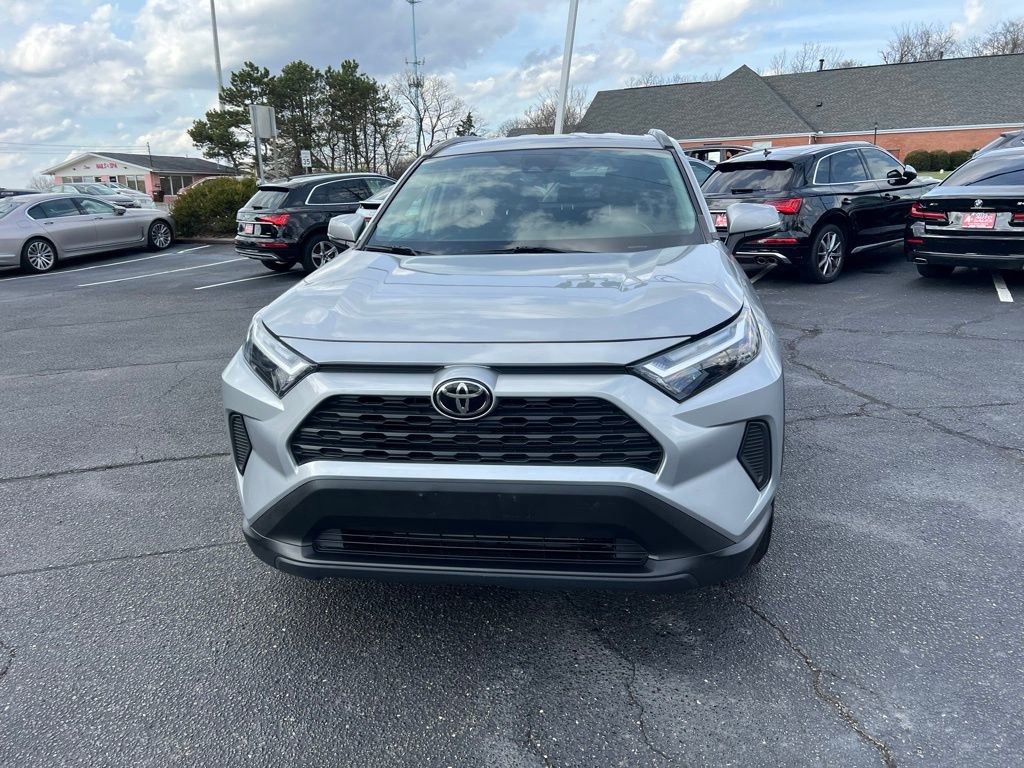 Used 2022 Toyota RAV4 XLE image 3