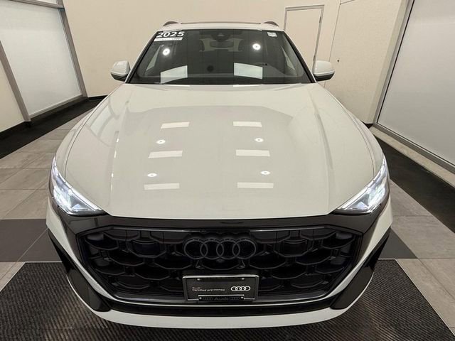 Certified 2025 Audi Q8 Premium Plus w/ Premium Plus Package AWD/4WD image 7