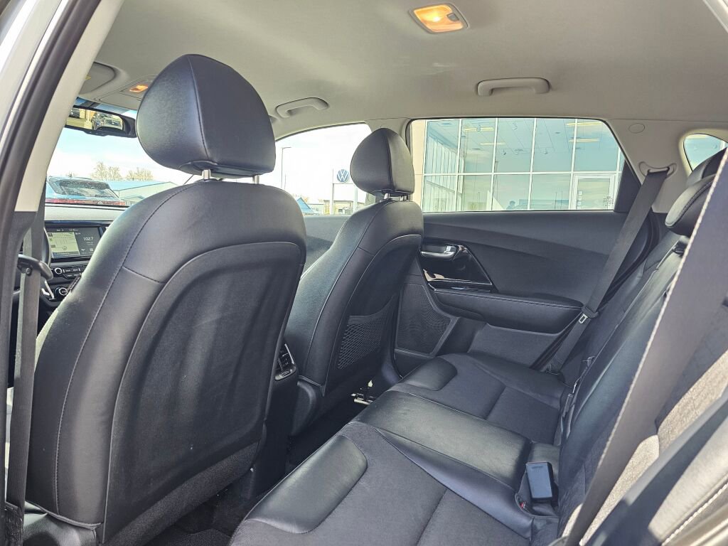 Used 2019 Kia Niro S Touring image 11