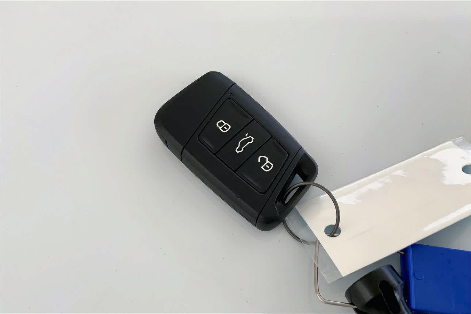 Used 2024 Volkswagen Taos S FWD image 15