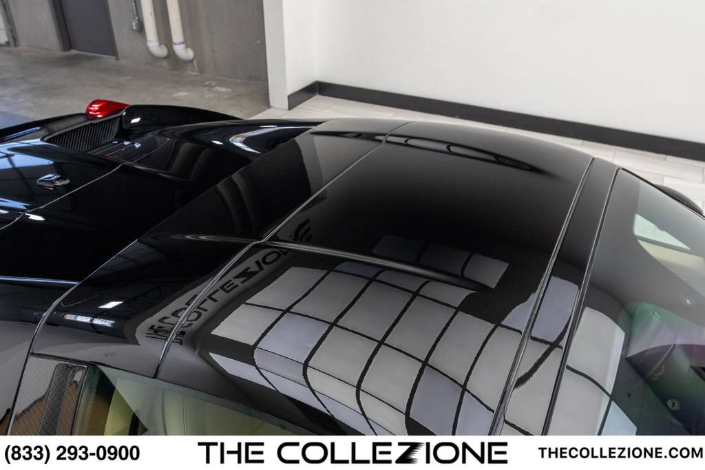 Used 2015 Ferrari 458 Spider RWD image 40