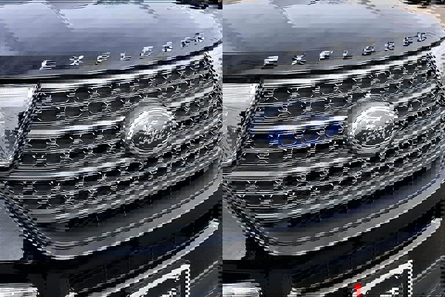 Used 2023 Ford Explorer XLT w/ Equipment Group 202A image 29