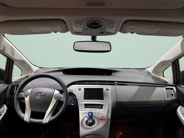 Used 2013 Toyota Prius Four w/ Deluxe Solar Roof Pkg FWD image 9