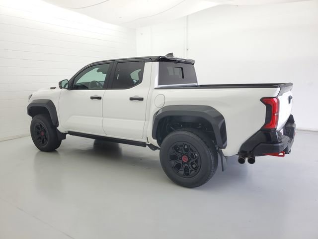 Used 2024 Toyota Tacoma TRD Pro AWD/4WD image 7