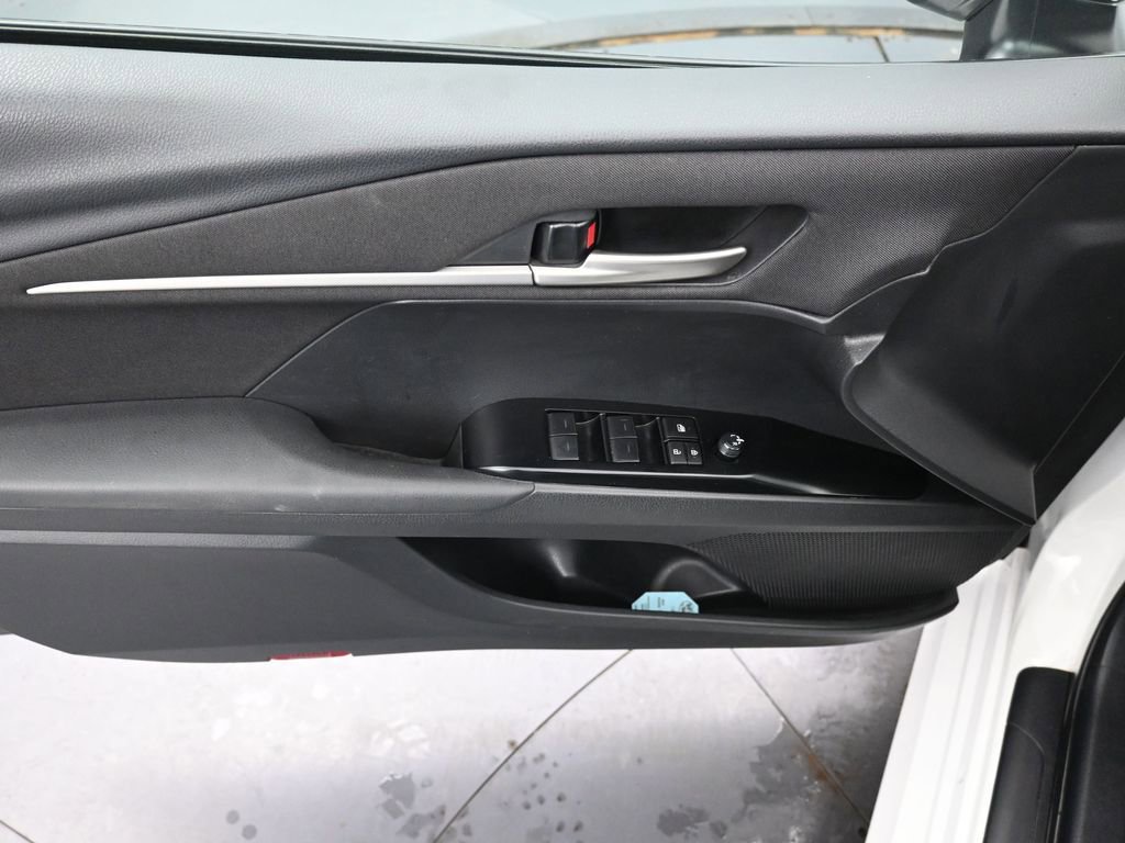Used 2025 Toyota Camry LE image 26
