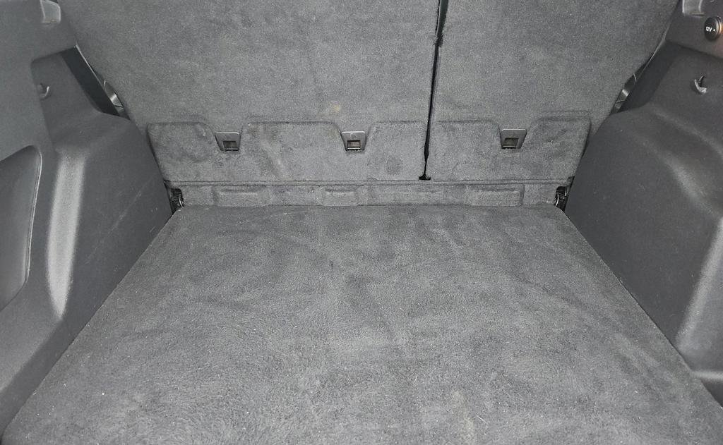 Used 2019 Ford Escape SEL image 12