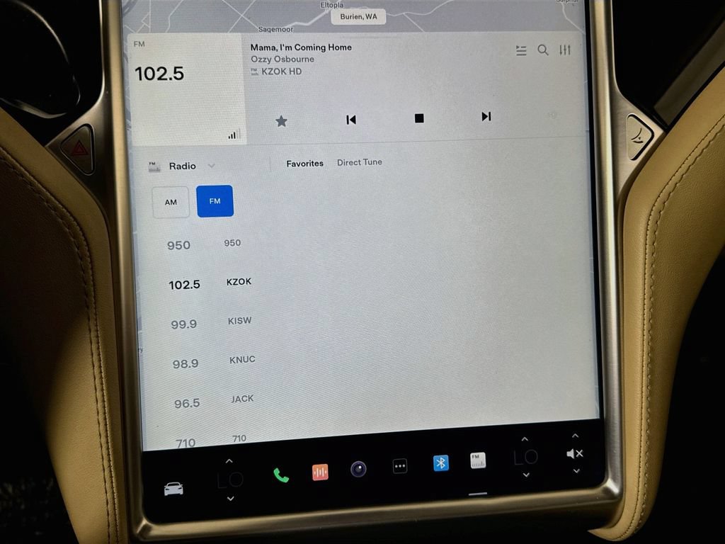 Used 2015 Tesla Model S AWD image 40