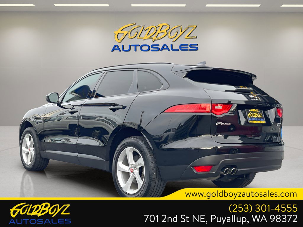 Used 2018 Jaguar F-PACE Premium image 5
