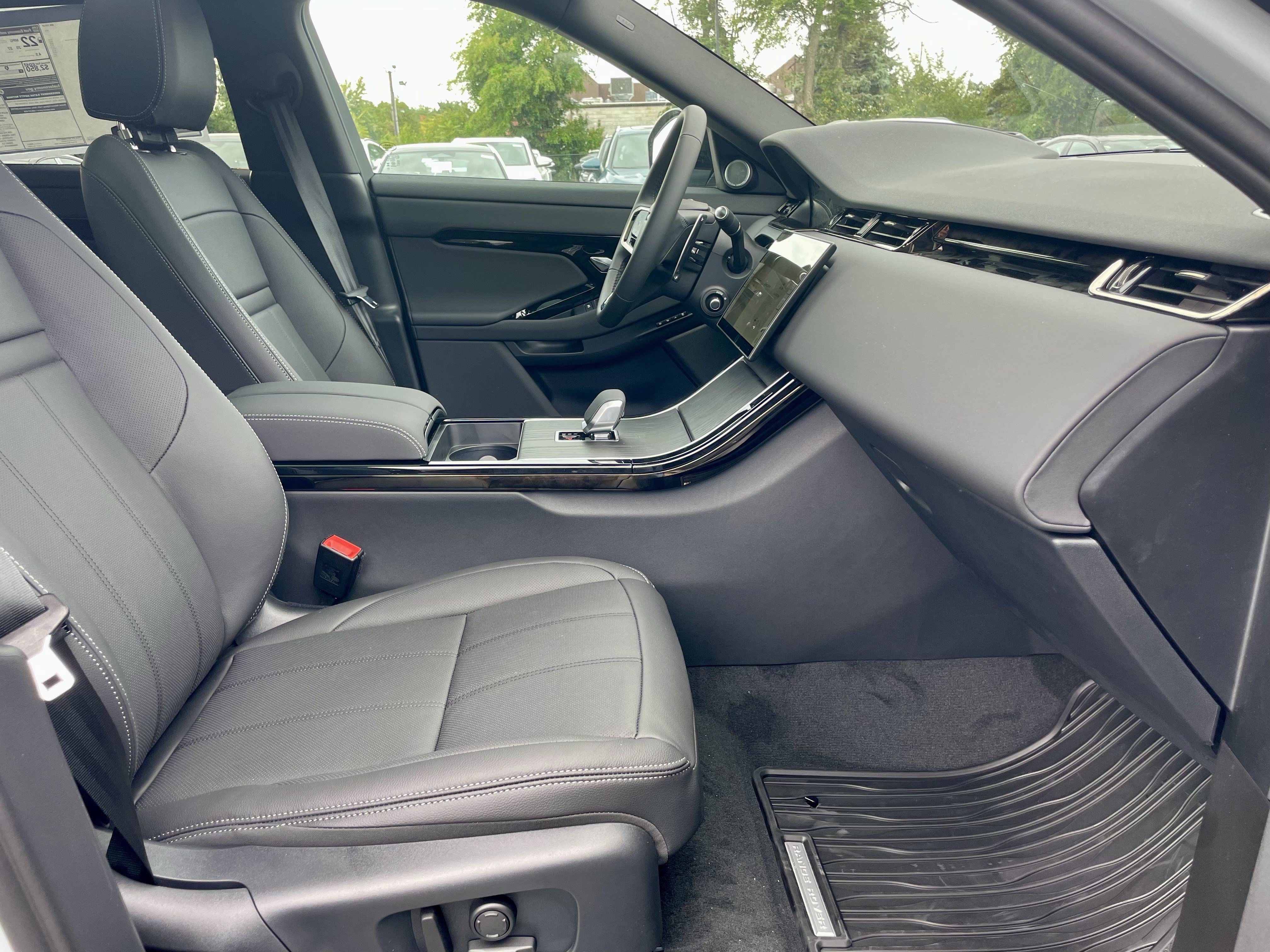New 2026 Land Rover Range Rover Evoque Hoxton AWD/4WD image 15