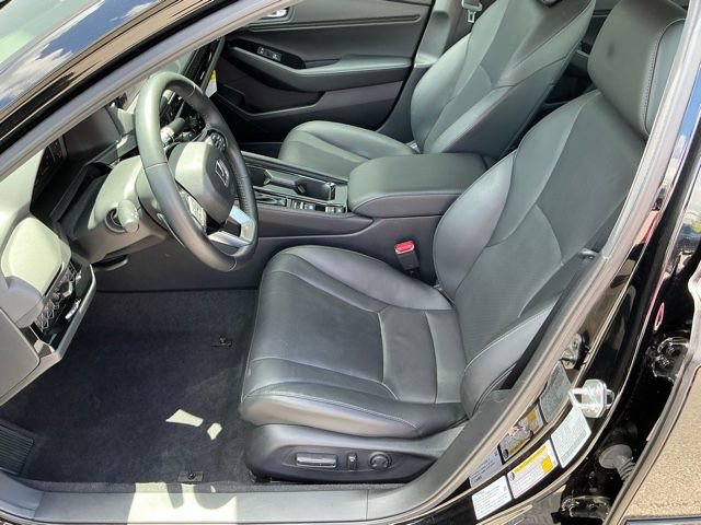 Used 2024 Honda Accord Touring image 12