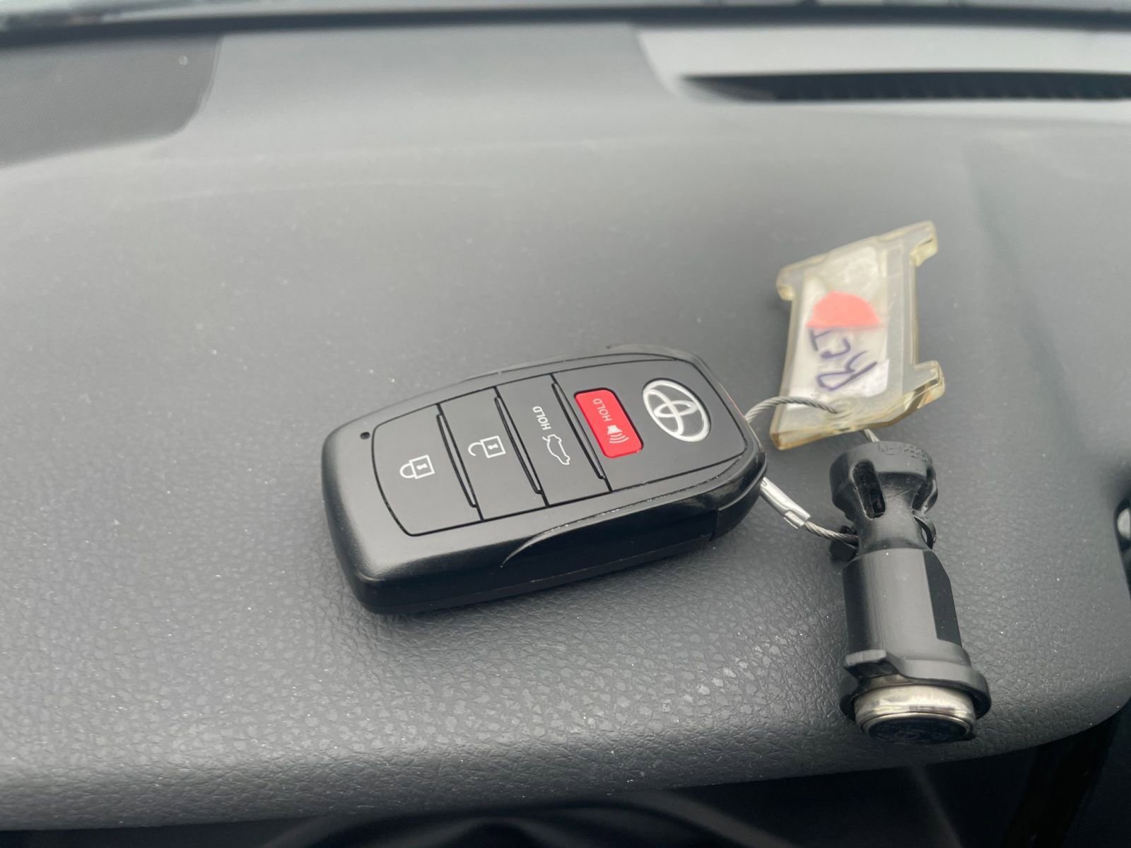 Used 2025 Toyota Camry LE image 22