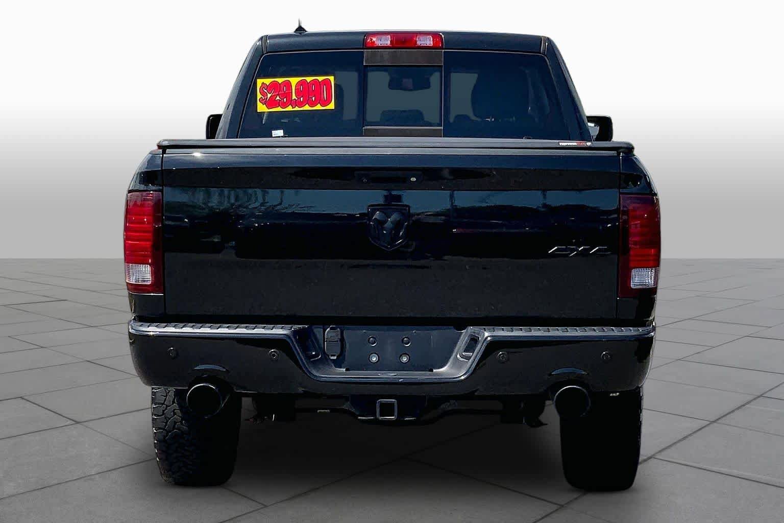 Used 2016 RAM 1500 Sport w/ Black Ram 1500 Sport Group AWD/4WD image 5