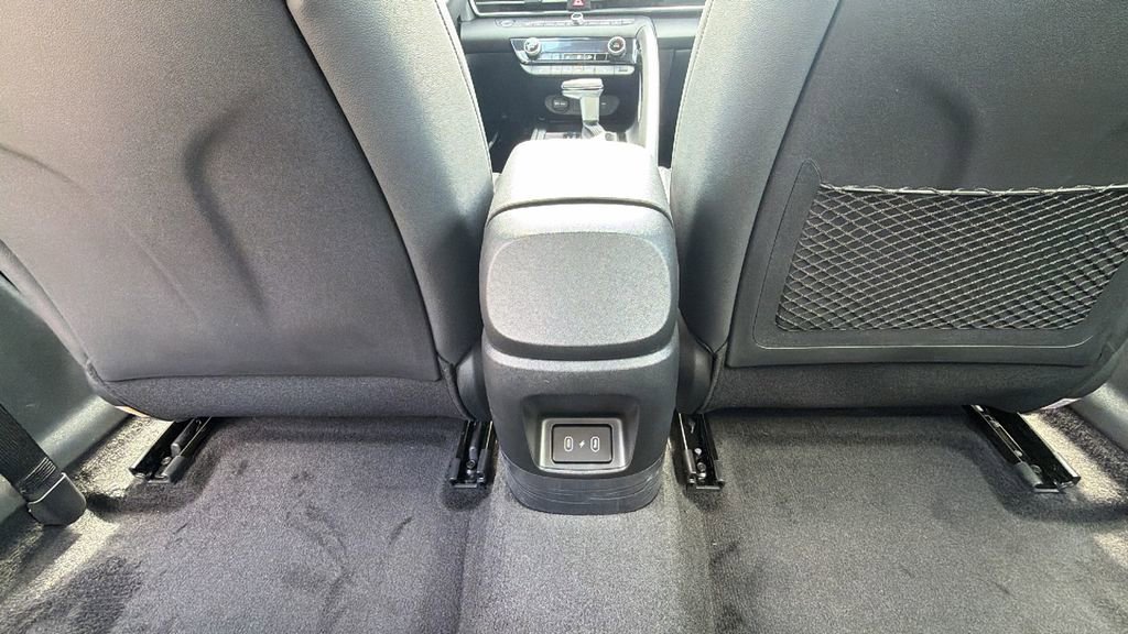 New 2026 Hyundai Elantra Limited image 21