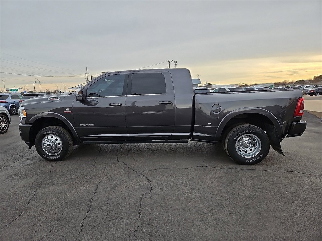 Used 2024 RAM 3500 Limited image 3