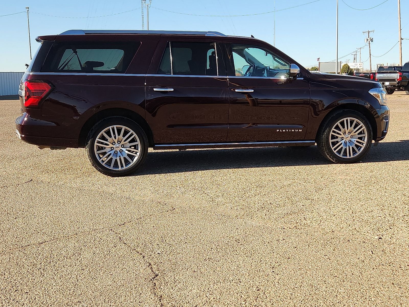 Used 2023 Ford Expedition Max Platinum image 5