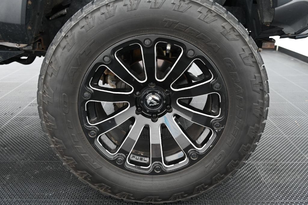 Used 2017 Toyota Tacoma TRD Off-Road w/ Tow Package AWD/4WD image 38
