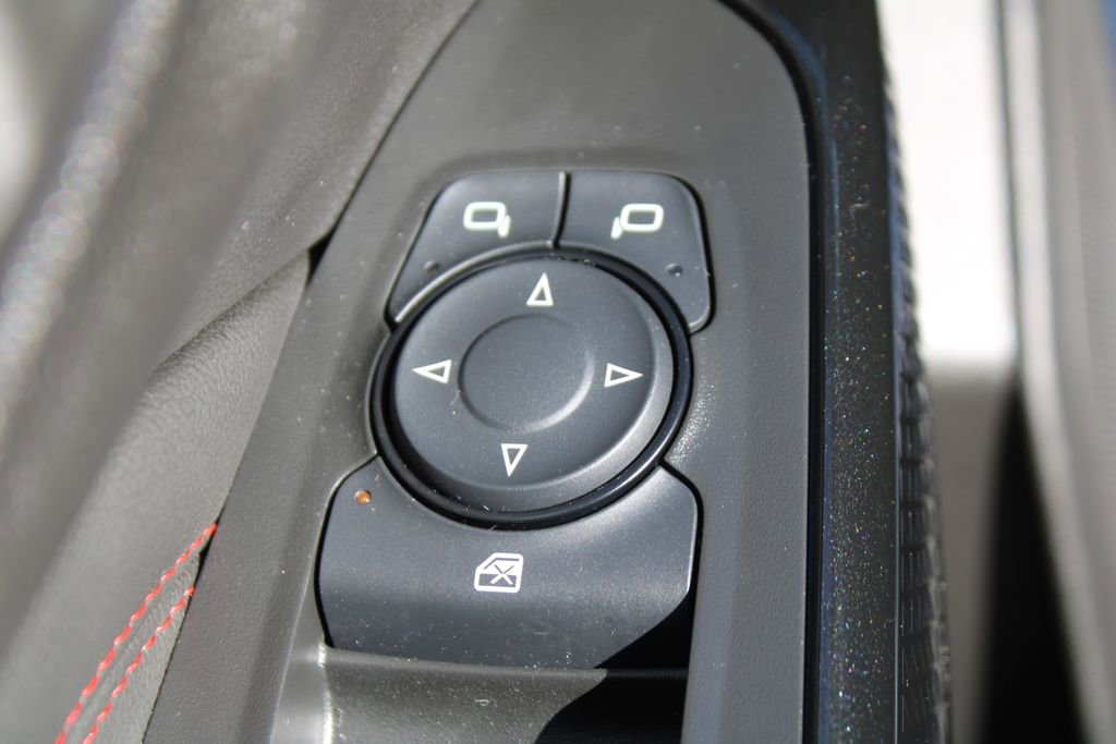 Used 2024 Chevrolet Trax RS image 20