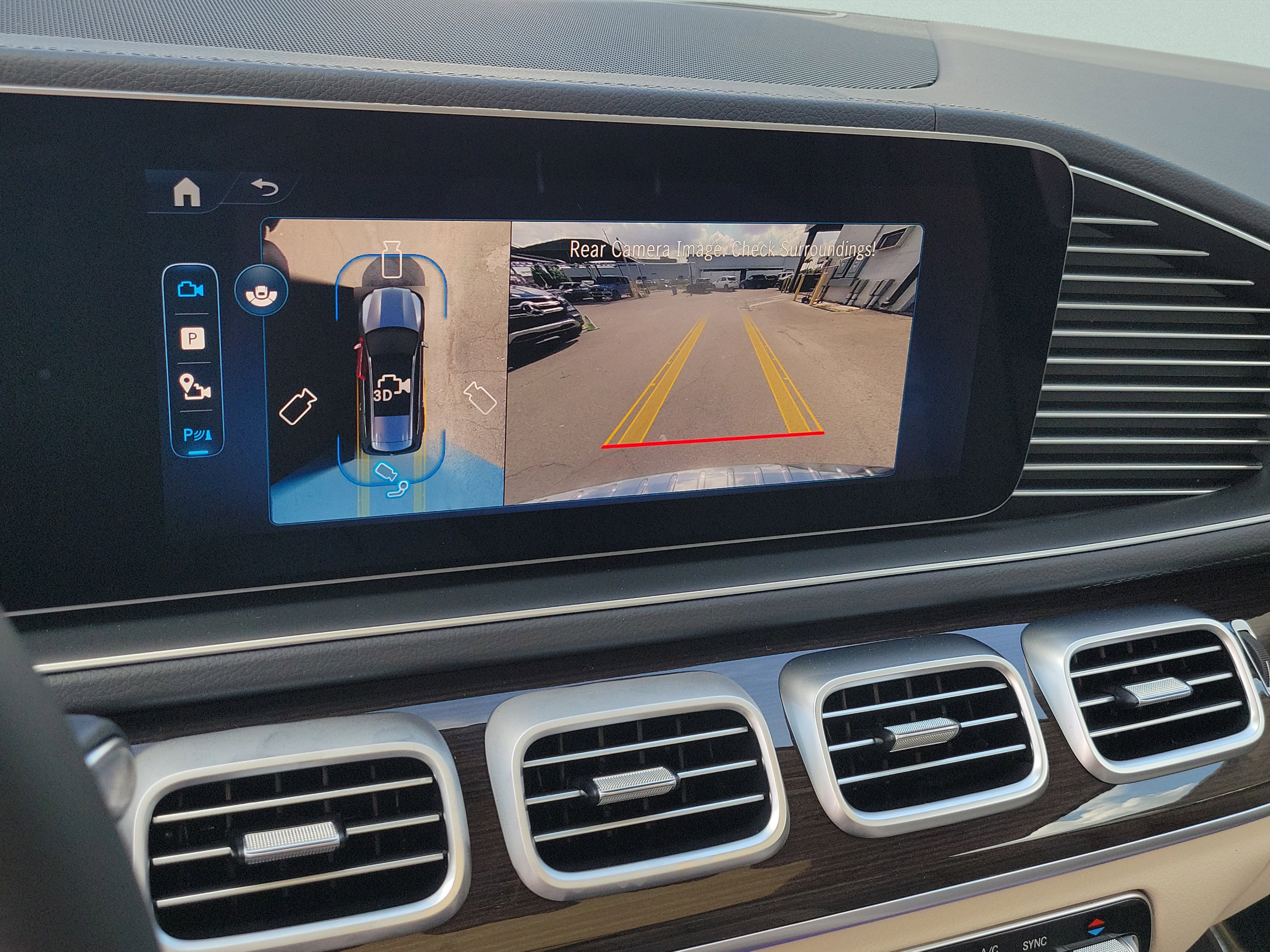 New 2026 Mercedes-Benz GLS 450 4MATIC image 28