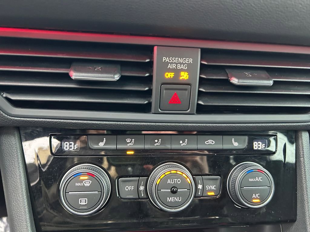 Used 2019 Volkswagen Jetta GLI image 36