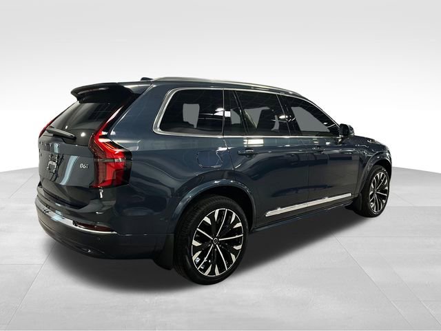 Used 2026 Volvo XC90 B6 Ultra w/ Protection Package image 7
