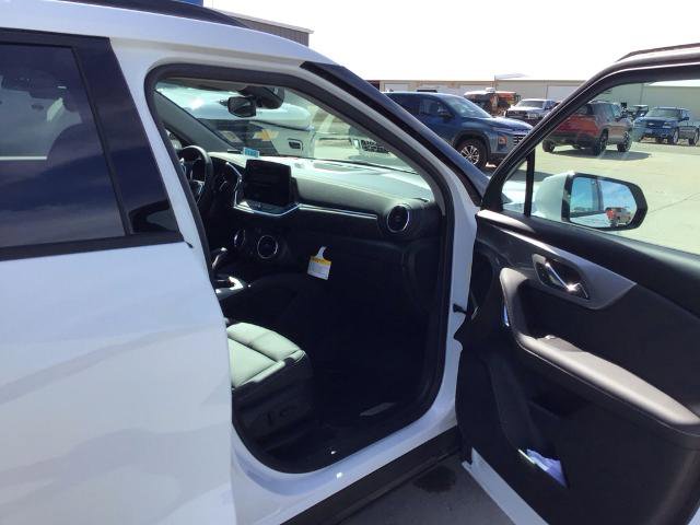 New 2026 Chevrolet Blazer LT image 17