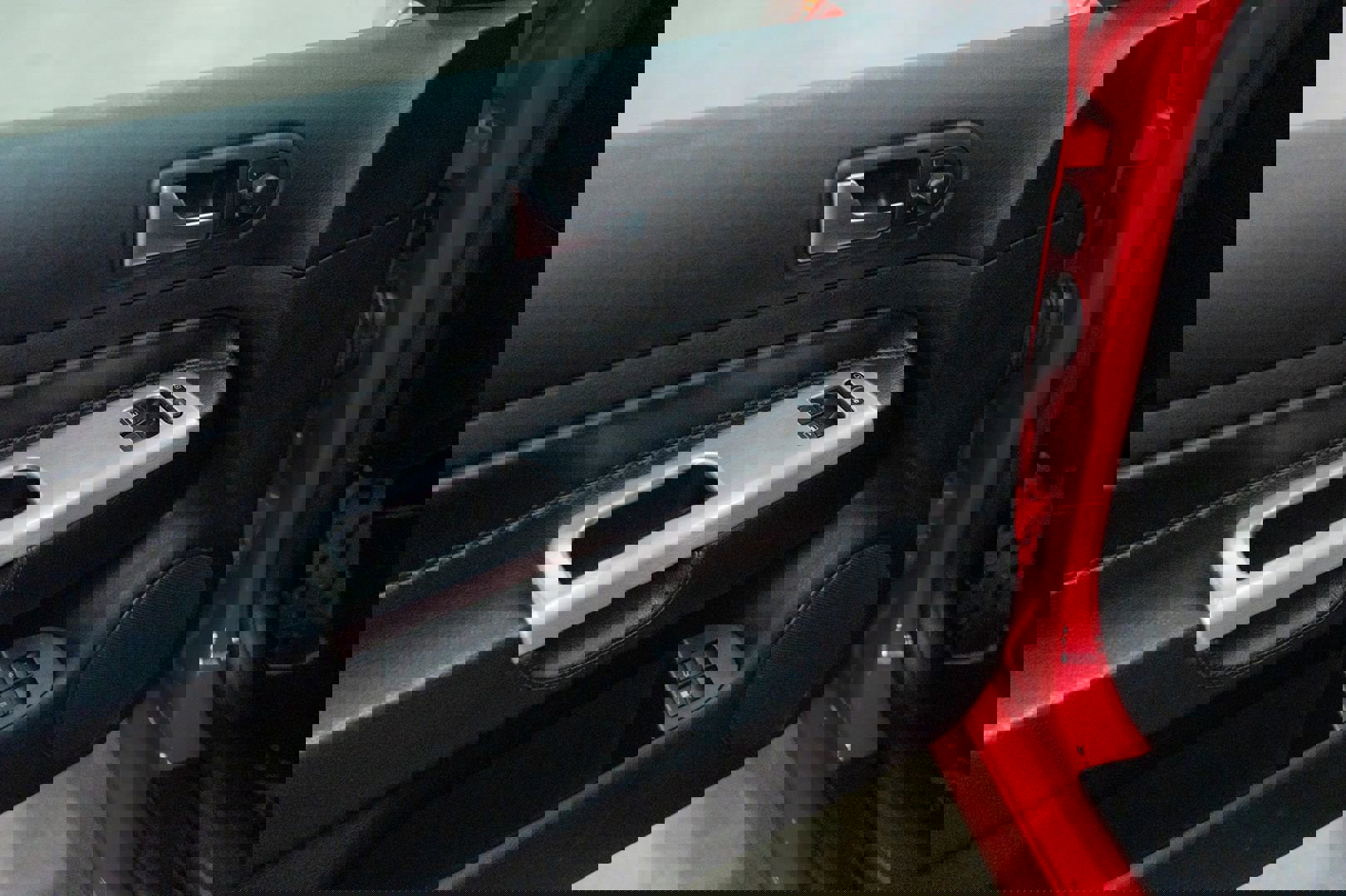 Used 2004 Volkswagen R32 image 19