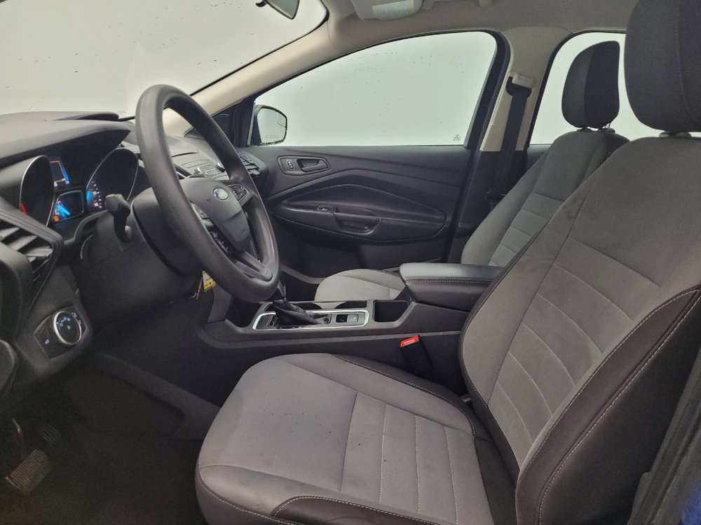 Used 2019 Ford Escape S image 17