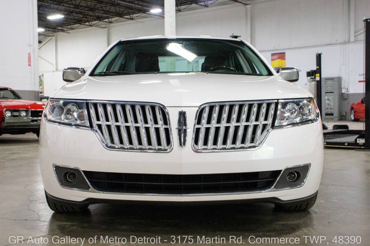 Used 2012 Lincoln MKZ FWD image 12