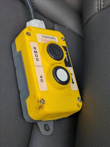 New 2025 Chevrolet Low Cab Forward image 16