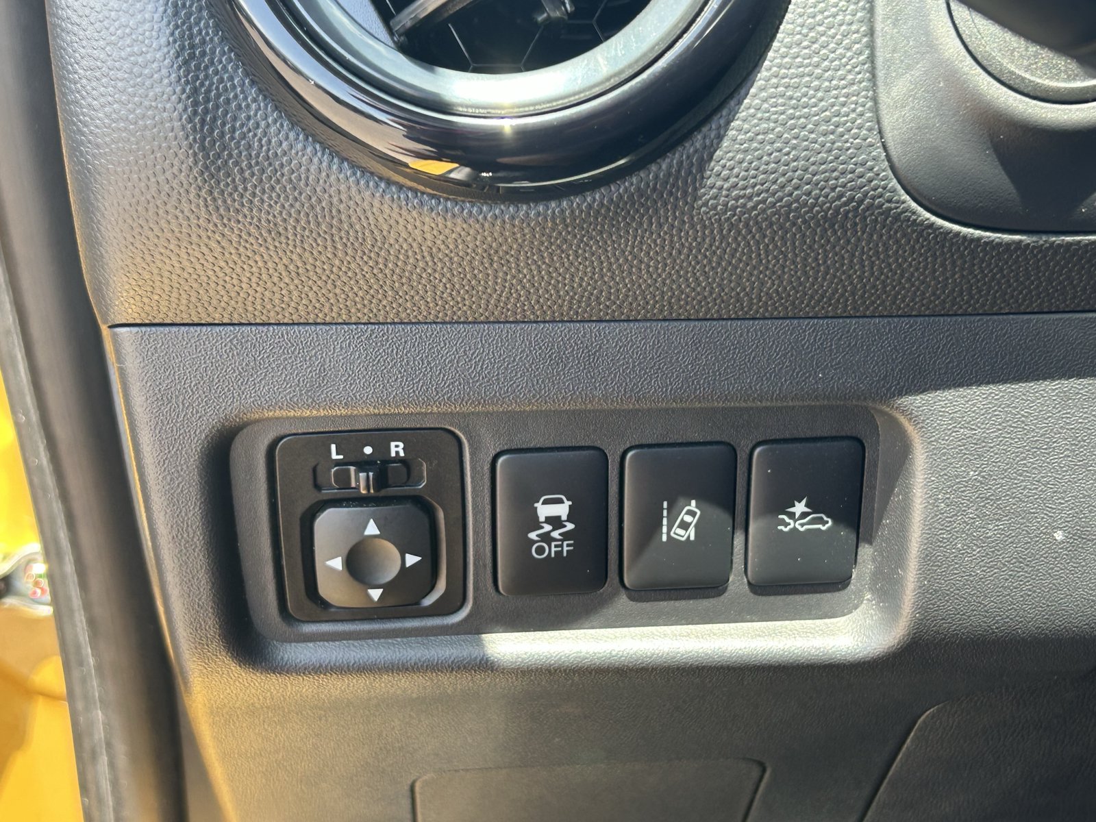 Used 2024 Mitsubishi Mirage Black Edition FWD image 30