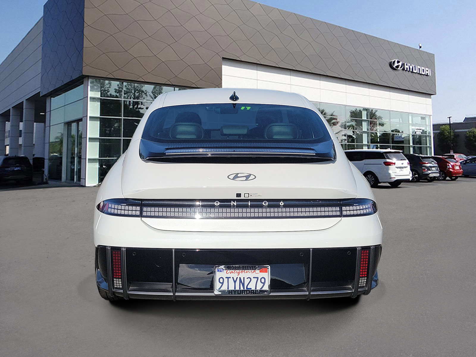 Used 2025 Hyundai Ioniq 6 SEL RWD image 4