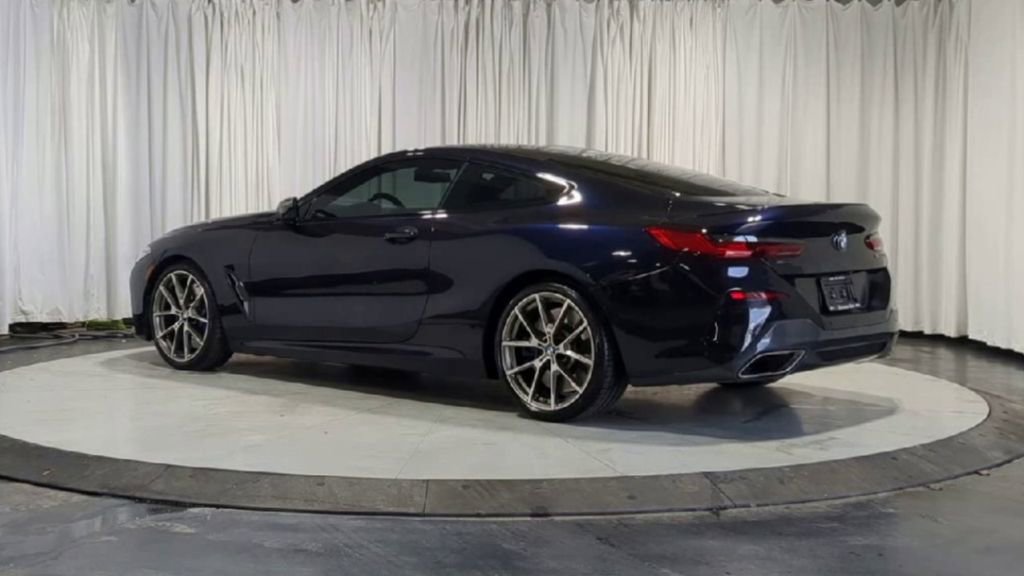 Used 2019 BMW M850i xDrive Coupe w/ Comfort Seating Package image 8