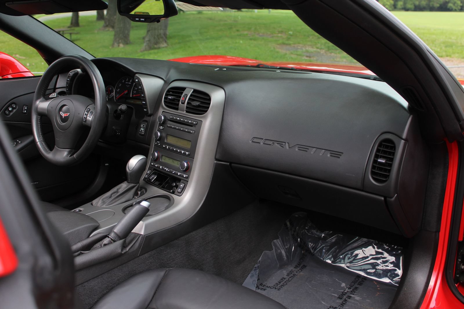 Used 2007 Chevrolet Corvette Coupe w/ Preferred Equipment Group RWD image 13