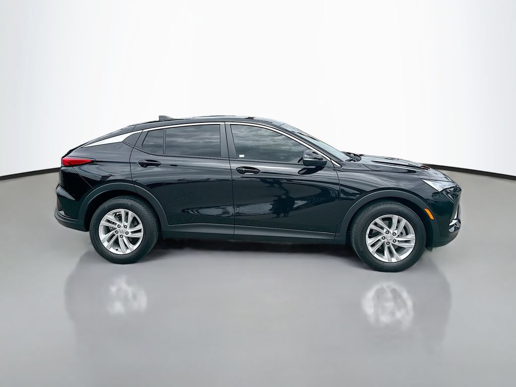 Used 2025 Buick Envista Sport Touring w/ Convenience I Package FWD image 8