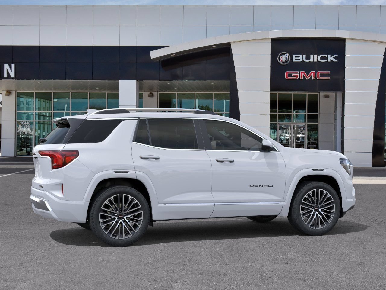 New 2027 GMC Terrain Denali w/ LPO, Black Badging Package AWD/4WD image 5