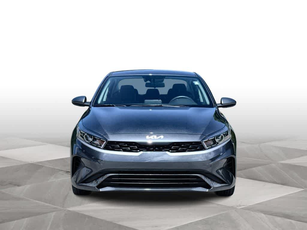 Used 2024 Kia Forte LXS FWD image 3
