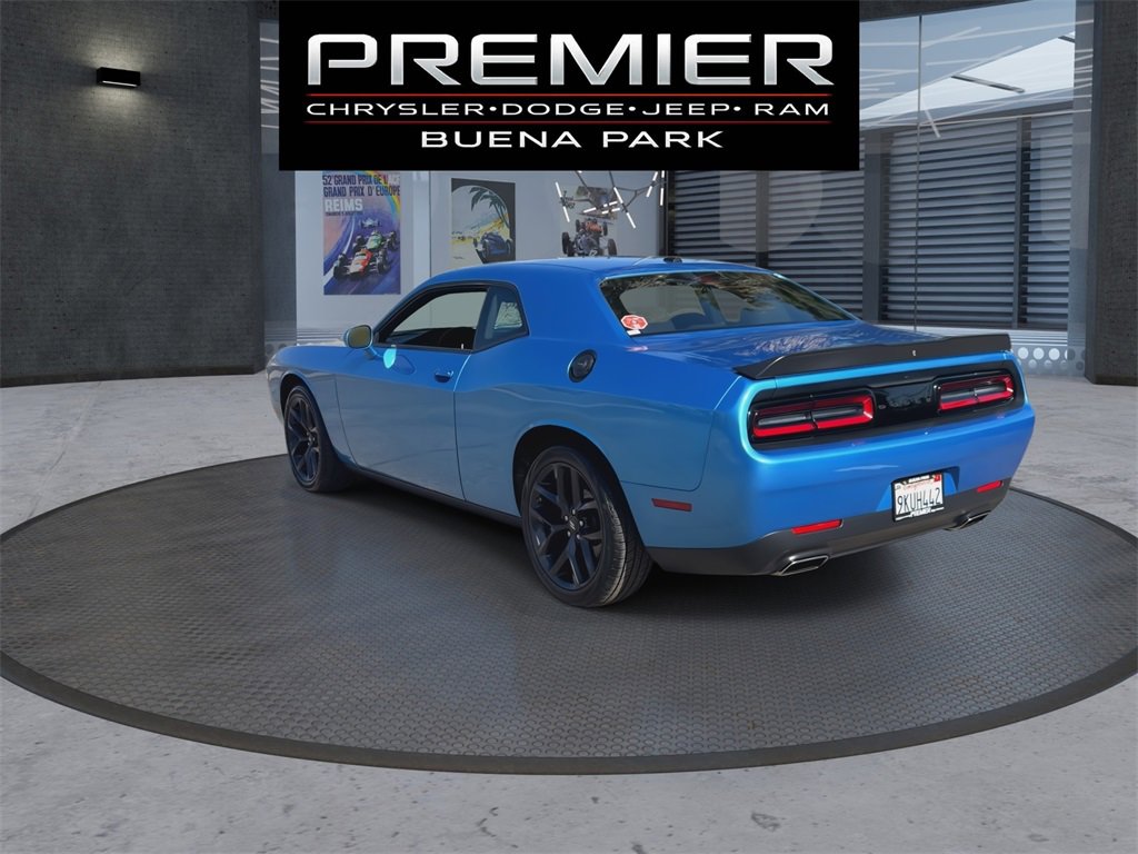 Certified 2023 Dodge Challenger SXT w/ Blacktop Package image 6