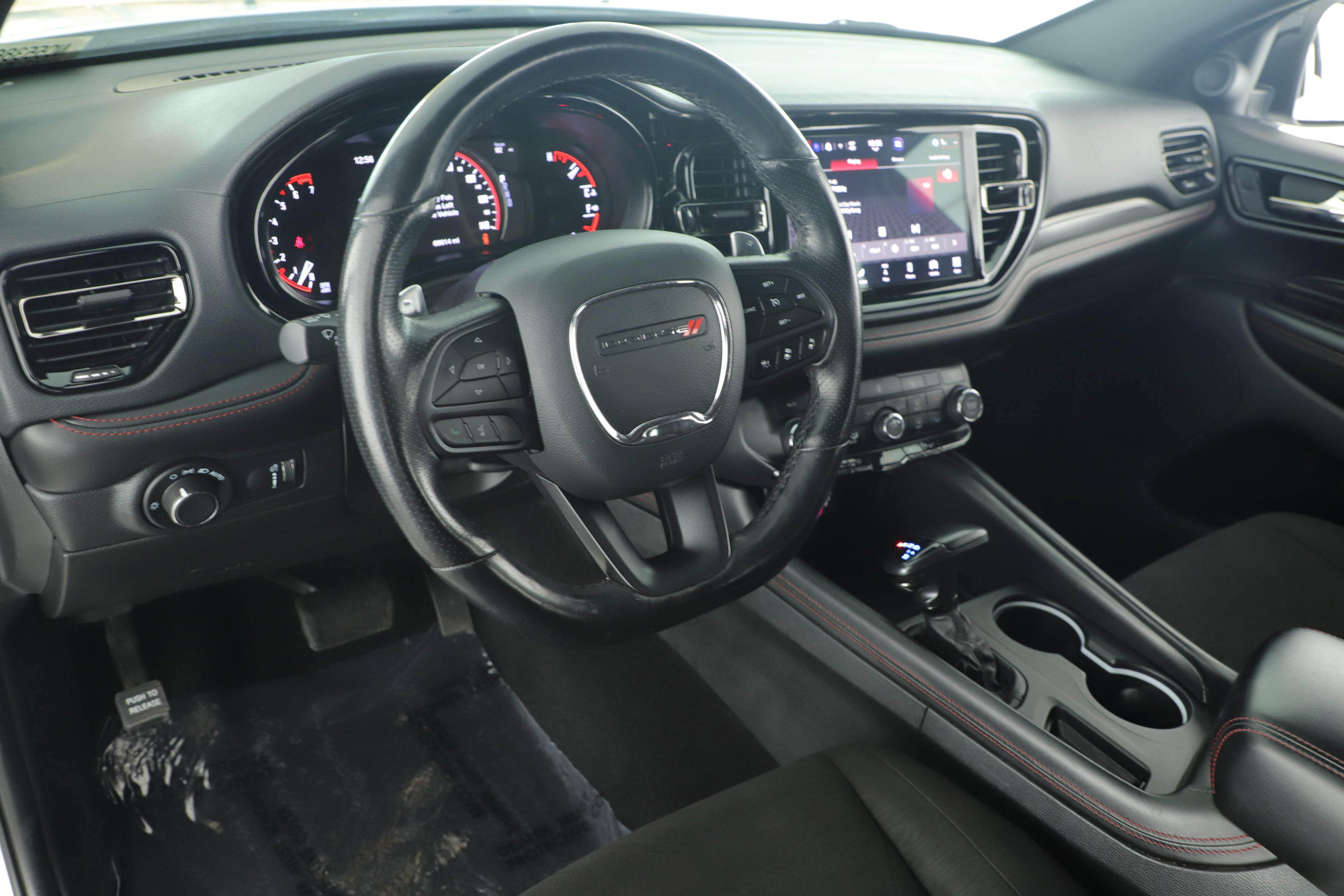 Used 2023 Dodge Durango GT image 13