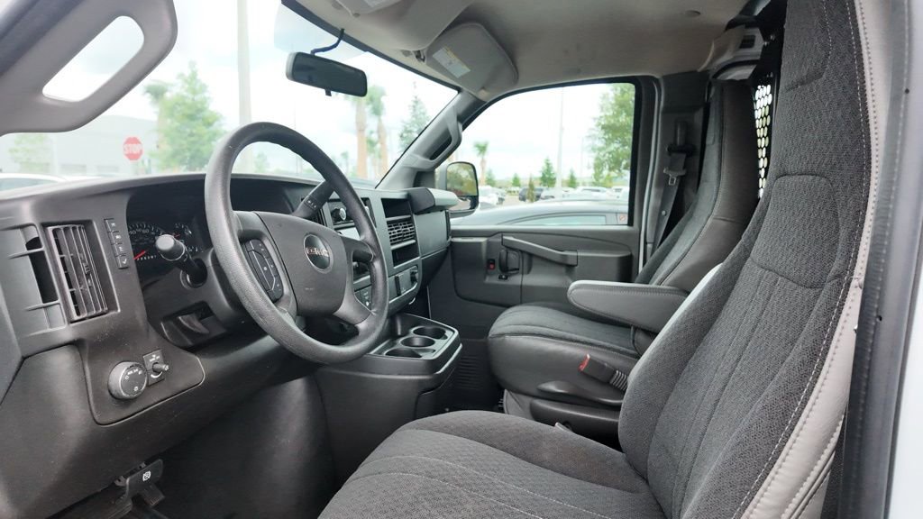Used 2024 GMC Savana 2500 w/ Driver Convenience Package RWD image 6